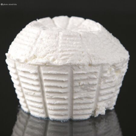 Ricotta di Bufala Fresca Artigianale: Morbida e Delicata